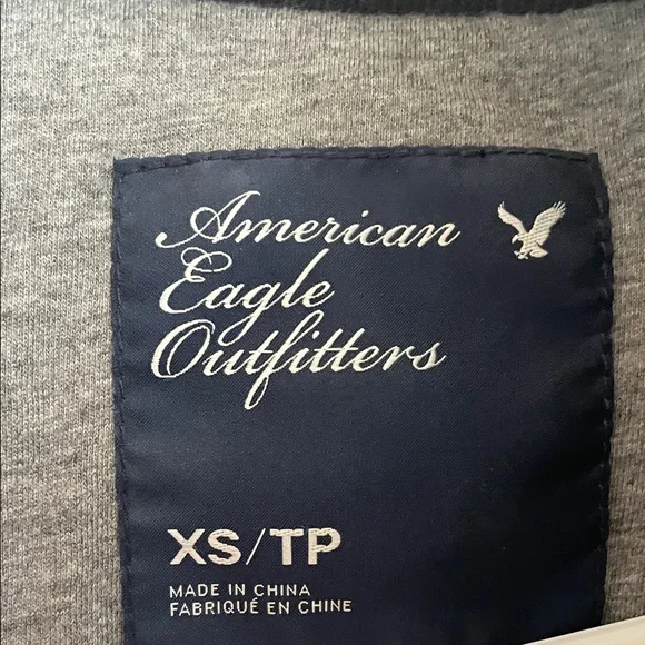 American Eagle Outfitters Navy Puffer Jacket with Hood - Picture 3 of 4